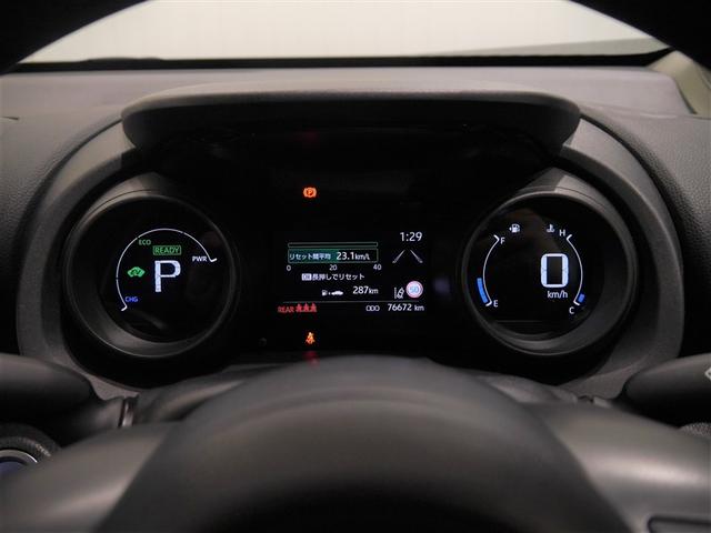 ヤリスクロス ハイブリッドＧ　ＥＳＣ　メディアプレイヤー接続　衝突軽減　ＬＥＤヘッド　寒冷地　盗難防止装置　スマートキー　キーレス　ＥＴＣ　オートエアコン　オートクルーズコントロール　バックカメラ　４ＷＤ　ナビ　ワンオーナー（7枚目）