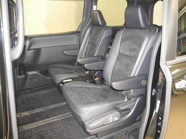 ヴォクシー ＺＳ　煌ＩＩＩ　盗難防止装置　アイドリングＳＴＯＰ　キーレス　Ｗエアコン　オートクルーズコントロール　ドライブレコーダー　助手席エアバッグ　バックモニター　ＬＥＤライト　エアバッグ　地デジＴＶ　スマートキー　ＥＴＣ（8枚目）