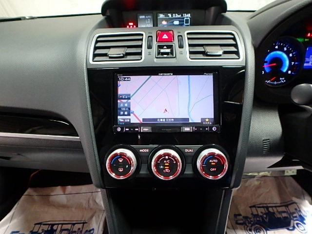 2.0i-L アイサイトVer2 AWD ナビTV 黒調内装(10枚目)