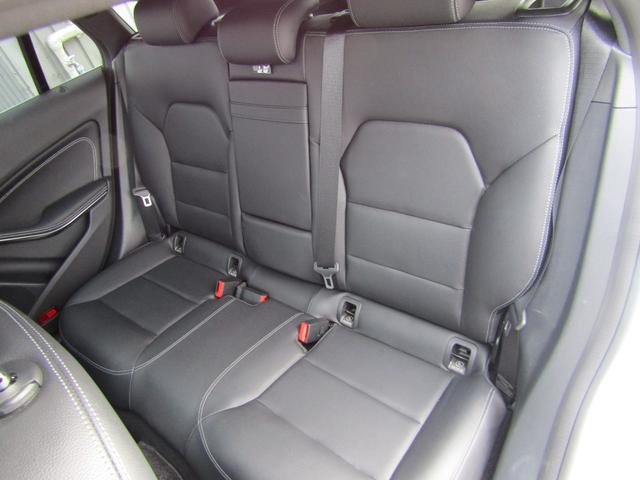 CLA220 4マチック シューティングブレーク 4WD レーダーセーフティPKG プレミアムPKG COMANDナビTV パノラミックスライディングルーフ 駐車アシストリヤビューカメラ 自動開閉テールゲート 黒革ARTICO 純正ドラレコ 冬タイヤ(24枚目)