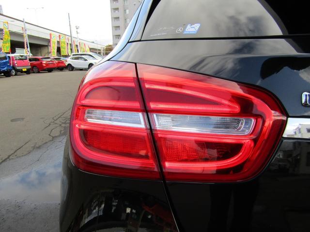 ＧＬＡクラス ＧＬＡ２５０　４マチック　スポーツ　レーダーセーフティＰＫＧ　車速追従／斜後方接近／車線　障害物感知　自動開閉テールゲート　前席ヒーター　キーレスゴー　バイキセノン　リアビューカメラ　ＣＯＭＡＮＤナビＴＶ／アップル／アンドロイド　バイザー　ドラレコ　夏冬タイヤ付（39枚目）