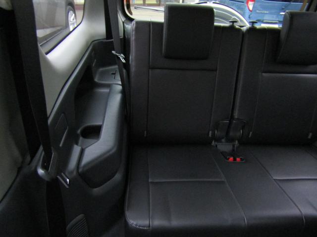 ジムニー ランドベンチャー　特別仕様車　パートタイム４ＷＤ　４速ＡＴ　１０型　イクリプスナビＴＶ／ＢＴ／ＤＶＤ　エンジンスターター　スズキスポーツアルミペダル　キー照明　フロアイルミネーション　前後スピーカー　バイザー　席ヒーター　スチールシルバーメタリック　夏冬タイヤ（41枚目）