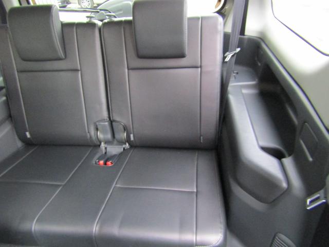 ジムニー ランドベンチャー　特別仕様車　パートタイム４ＷＤ　４速ＡＴ　１０型　イクリプスナビＴＶ／ＢＴ／ＤＶＤ　エンジンスターター　スズキスポーツアルミペダル　キー照明　フロアイルミネーション　前後スピーカー　バイザー　席ヒーター　スチールシルバーメタリック　夏冬タイヤ（42枚目）