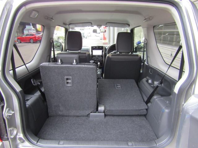 ジムニー ランドベンチャー　特別仕様車　パートタイム４ＷＤ　４速ＡＴ　１０型　イクリプスナビＴＶ／ＢＴ／ＤＶＤ　エンジンスターター　スズキスポーツアルミペダル　キー照明　フロアイルミネーション　前後スピーカー　バイザー　席ヒーター　スチールシルバーメタリック　夏冬タイヤ（44枚目）