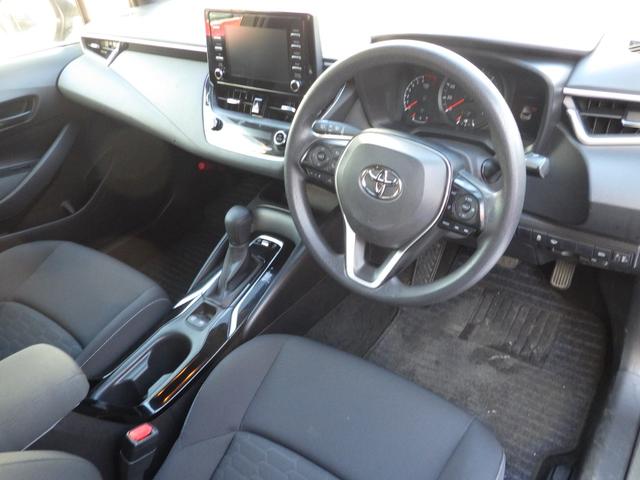 カローラスポーツ G X 4WD 寒冷地 インテリジェントクリアランスソナー 駐車支援ブレーキ バックガイドモニター 純正LEDフロントフォグランプ 予防安全/衝突軽減/操舵支援/車速追従/道路標識 スマホ連携ディスプレイオーディオ スマートキー バイザー ETC 夏冬タイヤ付(3枚目)