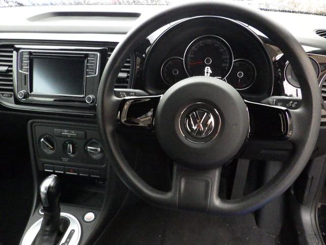 ザ・ビートル ベース　１．２Ｌターボ　バイキセノンヘッドライトパッケージ　スマートエントリー＆スタートシステム　ＶＷインフォテイメントシステム／アップル／アンドロイド／ミラーリンク／ＢＴハンズフリー　リヤビューカメラ　ミラーヒーター　純正アルミホイール　ＥＴＣ　夏冬タイヤ付（4枚目）