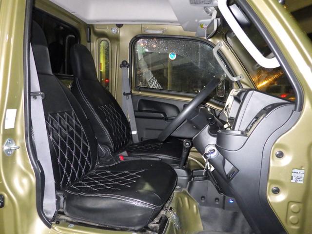 ハイゼットトラック ジャンボSAIIIt パートタイム4WD 4速AT 寒冷地 ストロング防錆 LEDパック リフトアップ バグトラック/キャンパーProテントキット 背面スライドガラス XJ04黒ホイール フロントシェルフ フロアイルミ+キー照明 荷台マット バイザー ETC(4枚目)