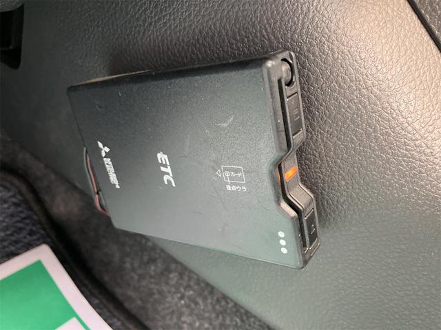 ＮＶ１５０ＡＤ 　４ＷＤ　ドライブレコーダー　ＥＴＣ　ナビ　キーレスエントリー　電動格納ミラー　ＡＴ　ＡＢＳ　エアコン　パワーステアリング　パワーウィンドウ　運転席エアバッグ　助手席エアバッグ　ＵＳＢ（8枚目）