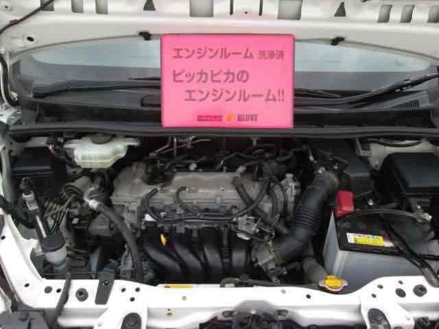 ノア Ｘ　４ＷＤ　福祉車輌　バックカメラ　ナビ　ＴＶ　両側スライド・片側電動　オートライト　ＬＥＤヘッドランプ　キーレスエントリー　アイドリングストップ　電動格納ミラー　３列シート　ウォークスルー　ＣＶＴ（24枚目）