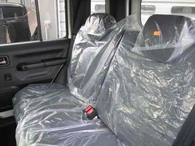 ジムニーノマド ＦＣ　４ＷＤ　登録済み未使用車　クリアランスソナー　オートクルーズコントロール　レーンアシスト　衝突被害軽減システム　オートライト　ＬＥＤヘッドランプ　ヘッドライトウォッシャー　アルミホイール　スマートキー（24枚目）