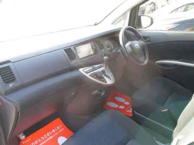 アイシス プラタナ 4WD 福祉車輌 ドライブレコーダー ETC バックカメラ ナビ TV クリアランスソナー 両側スライド・片側電動 スマートキー 電動格納ミラー 3列シート CVT アルミホイール CD DVD再生(33枚目)