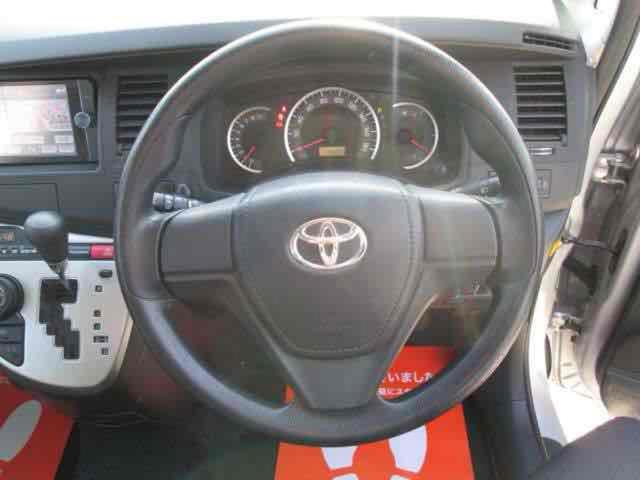 アイシス プラタナ 4WD 福祉車輌 ドライブレコーダー ETC バックカメラ ナビ TV クリアランスソナー 両側スライド・片側電動 スマートキー 電動格納ミラー 3列シート CVT アルミホイール CD DVD再生(39枚目)