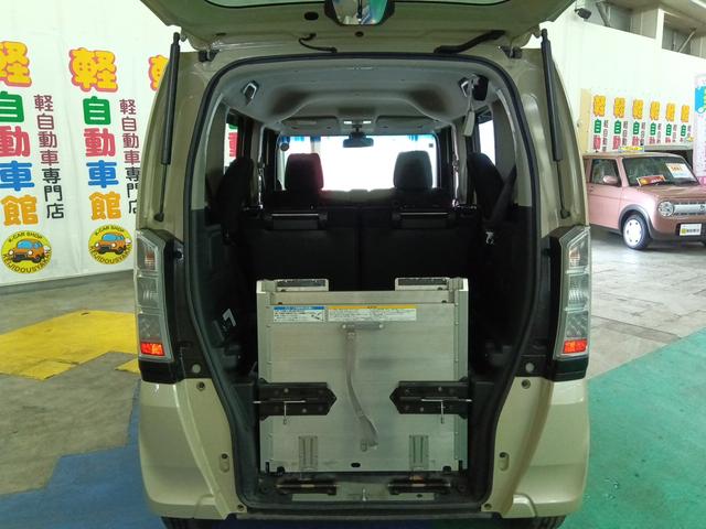 Ｎ－ＢＯＸ＋ Ｇ　車いす仕様車　福祉車両車いす仕様スローパー　ＡＢＳ　衝突軽減ブレーキ　アイドリングＳＴＯＰ　スマートキー　横滑り防止装置　シートヒーター　４ＷＤ（21枚目）