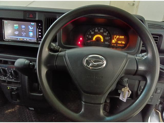 ハイゼットカーゴ クルーズターボSAIII 4WD Bluetooth ドライブレコーダー 社外ナビTV ETC 横滑り防止装置 キーレス(4枚目)