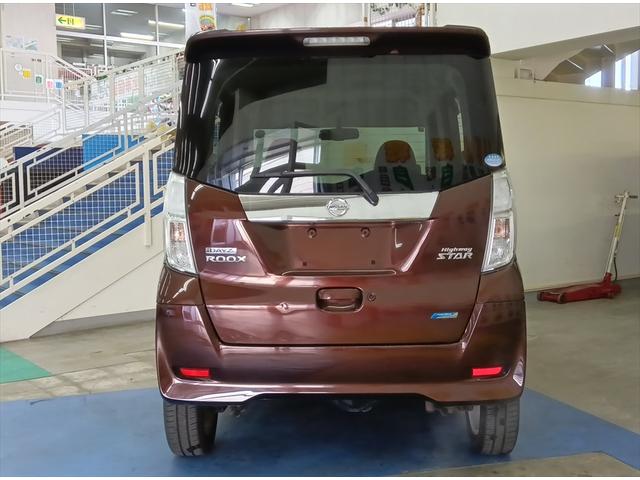 デイズルークス ハイウェイスター　Ｘ　４ＷＤ　全周囲カメラ・バックカメラ　片側パワースライド　シートヒーター　スマートキー　ＣＤ（13枚目）