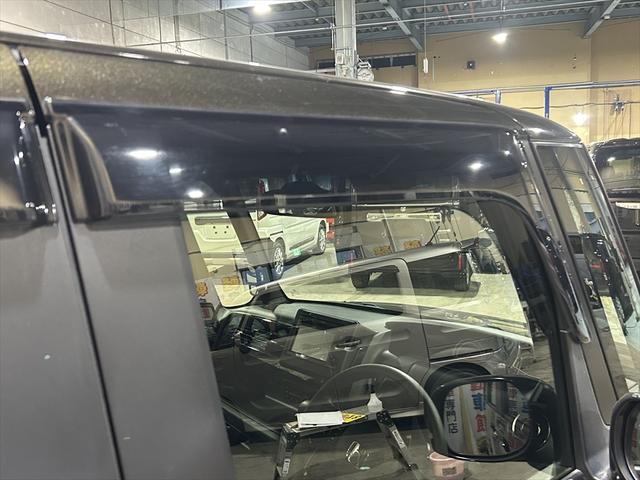 N-BOXカスタム L 後期型・ワンセグTV・バックカメラ・両側パワースライドドア・シートミラーヒーター・社外アルミホイール・衝突軽減ブレーキ・誤発進抑制装置・横滑り防止装置・サイドエアバック・カーテンエアバック・4WD(7枚目)