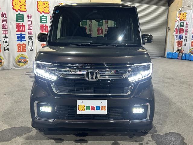 N-BOXカスタム L 後期型・ワンセグTV・バックカメラ・両側パワースライドドア・シートミラーヒーター・社外アルミホイール・衝突軽減ブレーキ・誤発進抑制装置・横滑り防止装置・サイドエアバック・カーテンエアバック・4WD(10枚目)