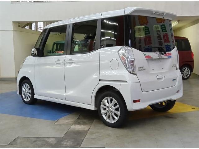 デイズルークス ハイウェイスター S 4WD 純正ナビTV シートヒーター HIDヘッドライト スマートキー(11枚目)