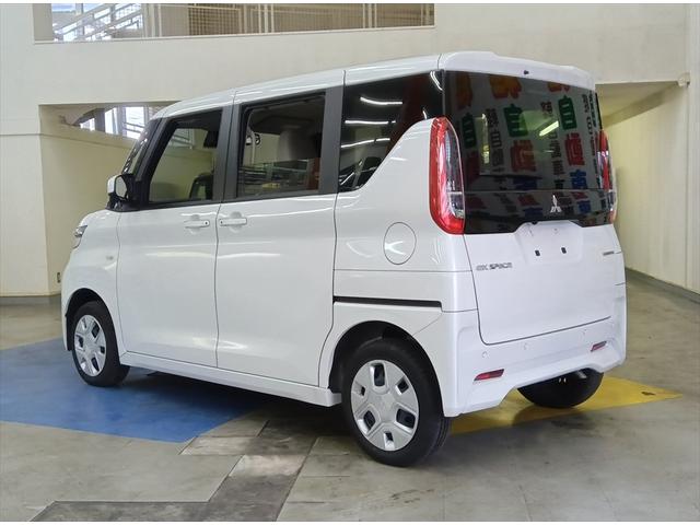 ｅＫスペース Ｇ　後期型　４ＷＤ　衝突軽減ブレーキ　バックカメラ　片側パワースライド　シートヒーター　禁煙車　ＬＥＤヘッドライト　スマートキー　横滑り防止装置（12枚目）