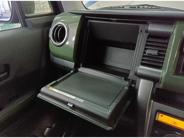 ハスラー Jスタイル 4WD 衝突軽減ブレーキ ETC シートヒーター HIDヘッドライト 横滑り防止装置 スマートキー CD(31枚目)