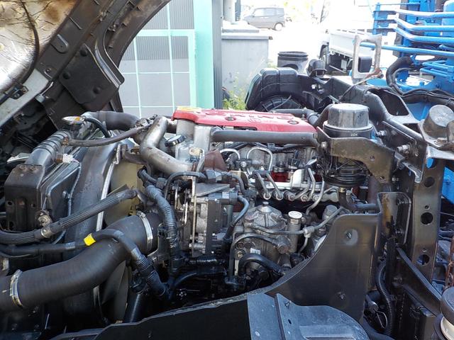 ヒノレンジャー ４ｔ４段クレーンロング　ラジコン　◆４段ブーム◆ラジコン◆フックイン◆上物タダノ◆荷台内寸５３９ｃｍ×２１２ｃｍ◆軽々ゲート◆平成２４年式◆６ＭＴ◆走行２．７万Ｋｍ◆ディーゼル◆排気量５１２０ｃｃ◆３人乗り◆（46枚目）