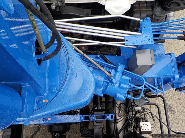 ヒノレンジャー ４ｔ５段クレーンロングジャッキ　ラジコン　◆ロングジャッキ◆５段ブーム◆ラジコン◆フックイン◆タダノクレーン◆荷台内寸５４０ｃｍ×２１０ｃｍ◆平成２５年式◆６ＭＴ◆走行６７０００Ｋｍ◆３人乗り◆車検令和８年７月◆（18枚目）