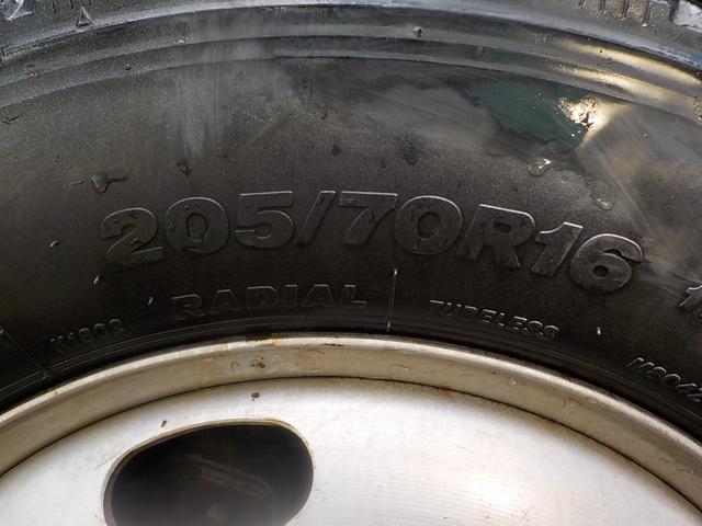 エルフトラック 2tダンプ 電動コボレーン ◆2tダンプ◆電動コボレーン◆6MT◆フル装備◆エアバッグ◆平成27年式◆走行56000Km◆ディーゼル◆排気量2990cc◆積載2000kg◆3人乗り◆車検1年付◆(27枚目)