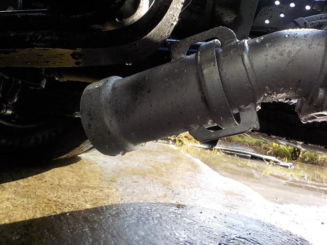 エルフトラック 2tダンプ 電動コボレーン ◆2tダンプ◆電動コボレーン◆6MT◆フル装備◆エアバッグ◆平成27年式◆走行56000Km◆ディーゼル◆排気量2990cc◆積載2000kg◆3人乗り◆車検1年付◆(44枚目)