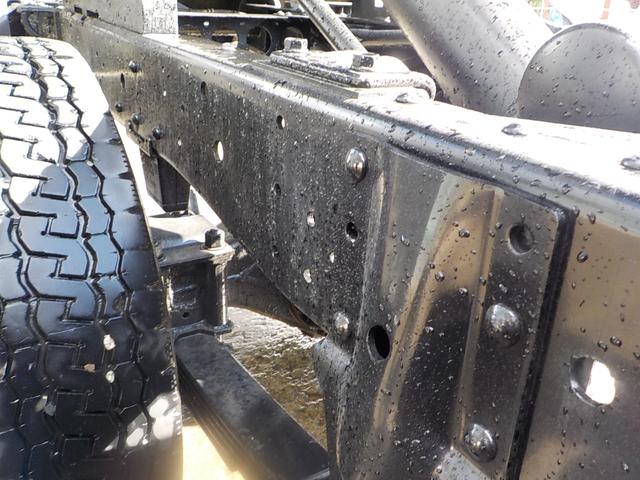 エルフトラック 2tダンプ 電動コボレーン ◆2tダンプ◆電動コボレーン◆6MT◆フル装備◆エアバッグ◆平成27年式◆走行56000Km◆ディーゼル◆排気量2990cc◆積載2000kg◆3人乗り◆車検1年付◆(48枚目)