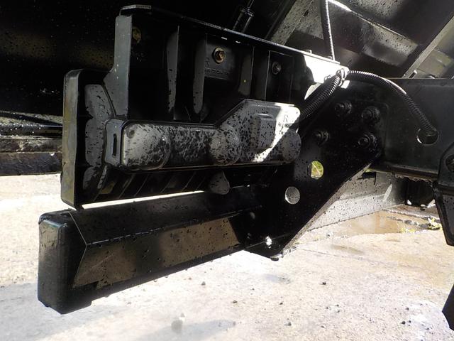 エルフトラック 2tダンプ 電動コボレーン ◆2tダンプ◆電動コボレーン◆6MT◆フル装備◆エアバッグ◆平成27年式◆走行56000Km◆ディーゼル◆排気量2990cc◆積載2000kg◆3人乗り◆車検1年付◆(52枚目)