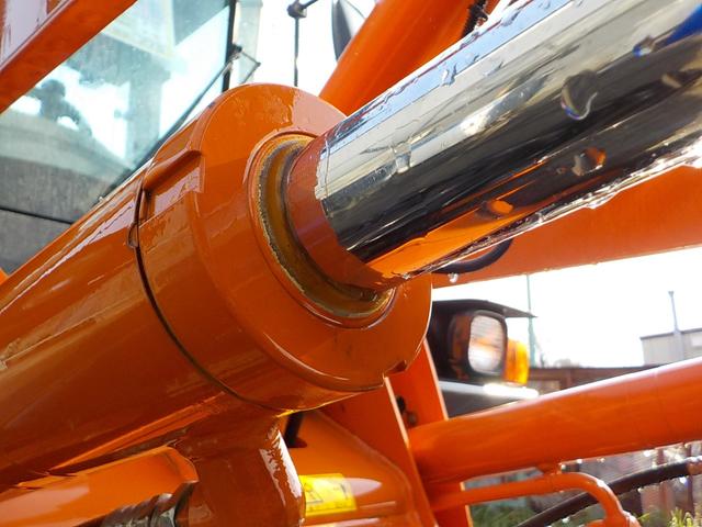 日本 日立　ホイールローダー　ＺＷ３０－５Ｂ　◆令和１年式◆０．４立米◆日立タイヤショベル◆バケット幅１５８ｃｍ◆排気量１６５０ｃｃ◆使用時間約６６０ＨＲ◆普通免許で運転可◆（17枚目）