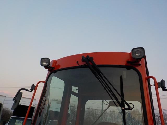 日本 クボタ ホイールローダー R430Z ◆平成26年式◆0.4立米◆クボタタイヤショベル◆バケット幅157cm◆排気量1650cc◆使用時間約850HR◆普通免許で運転可◆(10枚目)