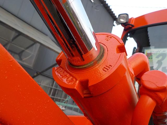 日本 クボタ ホイールローダー R430Z ◆平成26年式◆0.4立米◆クボタタイヤショベル◆バケット幅157cm◆排気量1650cc◆使用時間約850HR◆普通免許で運転可◆(15枚目)