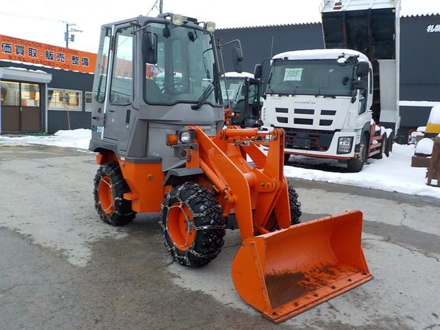 日本 日立　ホイールローダー　ＺＷ２０　◆平成２６年式◆０．３立米◆日立タイヤショベル◆バケット幅１３５ｃｍ◆タイヤチェーン４本◆排気量１１２３ｃｃ◆使用時間約３２０ＨＲ◆普通免許で運転可◆（4枚目）