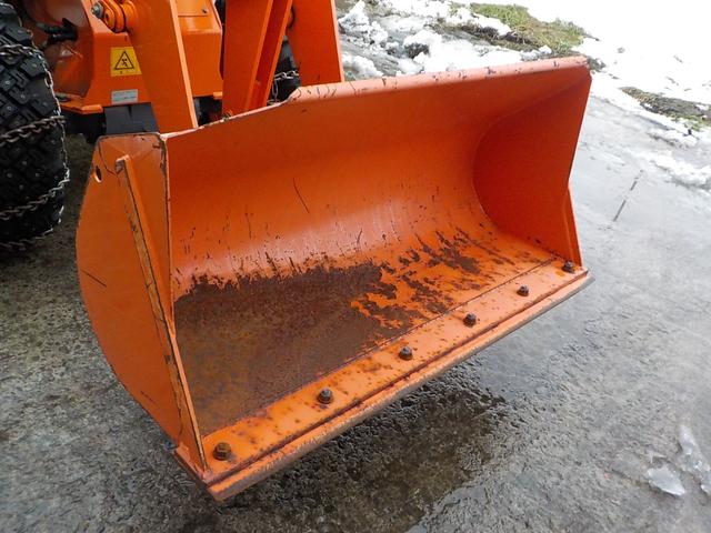 日本 日立　ホイールローダー　ＺＷ２０　◆平成２６年式◆０．３立米◆日立タイヤショベル◆バケット幅１３５ｃｍ◆タイヤチェーン４本◆排気量１１２３ｃｃ◆使用時間約３２０ＨＲ◆普通免許で運転可◆（25枚目）