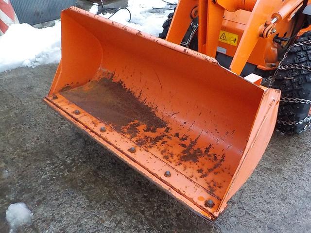 日本 日立　ホイールローダー　ＺＷ２０　◆平成２６年式◆０．３立米◆日立タイヤショベル◆バケット幅１３５ｃｍ◆タイヤチェーン４本◆排気量１１２３ｃｃ◆使用時間約３２０ＨＲ◆普通免許で運転可◆（27枚目）