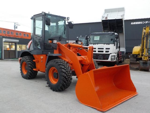 日本 日立　ホイールローダー　ＺＷ８０－５Ｂ　◆平成２７年式◆日立タイヤショベル◆０．９立米◆スノースパイク◆バケット幅１９９ｃｍ◆排気量２９２０ｃｃ◆使用時間４５７０ＨＲ◆（4枚目）