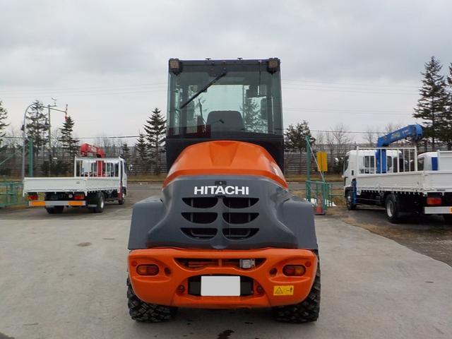 日本 日立　ホイールローダー　ＺＷ８０－５Ｂ　◆平成２７年式◆日立タイヤショベル◆０．９立米◆スノースパイク◆バケット幅１９９ｃｍ◆排気量２９２０ｃｃ◆使用時間４５７０ＨＲ◆（7枚目）