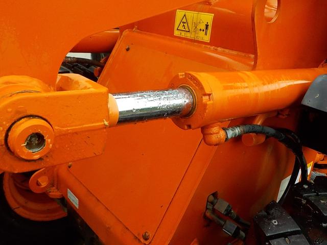 日本 日立　ホイールローダー　ＺＷ８０－５Ｂ　◆平成２７年式◆日立タイヤショベル◆０．９立米◆スノースパイク◆バケット幅１９９ｃｍ◆排気量２９２０ｃｃ◆使用時間４５７０ＨＲ◆（14枚目）