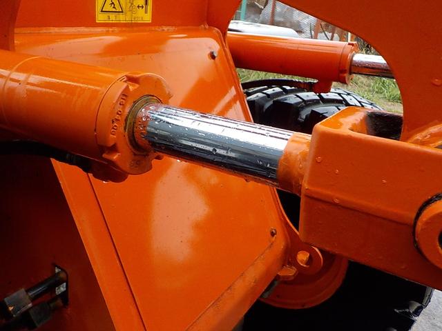 日本 日立　ホイールローダー　ＺＷ８０－５Ｂ　◆平成２７年式◆日立タイヤショベル◆０．９立米◆スノースパイク◆バケット幅１９９ｃｍ◆排気量２９２０ｃｃ◆使用時間４５７０ＨＲ◆（20枚目）