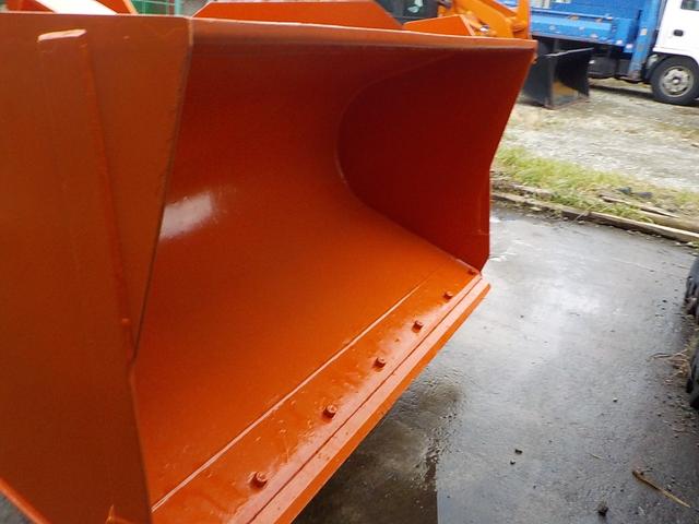 日本 日立　ホイールローダー　ＺＷ８０－５Ｂ　◆平成２７年式◆日立タイヤショベル◆０．９立米◆スノースパイク◆バケット幅１９９ｃｍ◆排気量２９２０ｃｃ◆使用時間４５７０ＨＲ◆（25枚目）