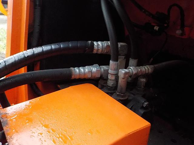 日本 日立　ホイールローダー　ＺＷ８０－５Ｂ　◆平成２７年式◆日立タイヤショベル◆０．９立米◆スノースパイク◆バケット幅１９９ｃｍ◆排気量２９２０ｃｃ◆使用時間４５７０ＨＲ◆（32枚目）