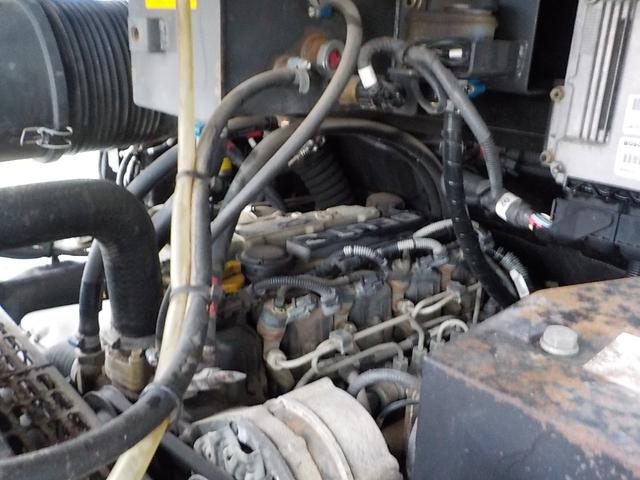 日本 日立　ホイールローダー　ＺＷ８０－５Ｂ　◆平成２７年式◆日立タイヤショベル◆０．９立米◆スノースパイク◆バケット幅１９９ｃｍ◆排気量２９２０ｃｃ◆使用時間４５７０ＨＲ◆（34枚目）