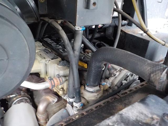 日本 日立　ホイールローダー　ＺＷ８０－５Ｂ　◆平成２７年式◆日立タイヤショベル◆０．９立米◆スノースパイク◆バケット幅１９９ｃｍ◆排気量２９２０ｃｃ◆使用時間４５７０ＨＲ◆（35枚目）