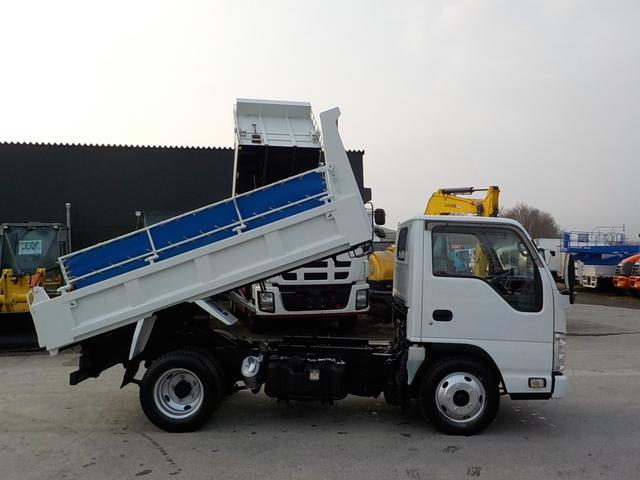 エルフトラック ３ｔダンプ　コボレーン　◆３ｔダンプ◆６ＭＴ◆フル装備◆コボレーン◆エアバッグ◆平成２５年式◆走行１２１０００Ｋｍ◆ディーゼル◆排気量２９９０ｃｃ◆積載３０００ｋｇ◆３人乗り◆（5枚目）