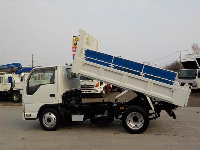 エルフトラック ３ｔダンプ　コボレーン　◆３ｔダンプ◆６ＭＴ◆フル装備◆コボレーン◆エアバッグ◆平成２５年式◆走行１２１０００Ｋｍ◆ディーゼル◆排気量２９９０ｃｃ◆積載３０００ｋｇ◆３人乗り◆（9枚目）