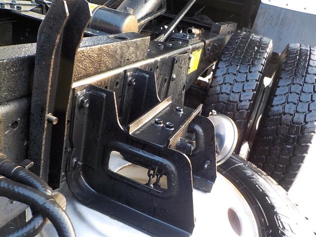 エルフトラック ３ｔダンプ　コボレーン　◆３ｔダンプ◆６ＭＴ◆フル装備◆コボレーン◆エアバッグ◆平成２５年式◆走行１２１０００Ｋｍ◆ディーゼル◆排気量２９９０ｃｃ◆積載３０００ｋｇ◆３人乗り◆（25枚目）