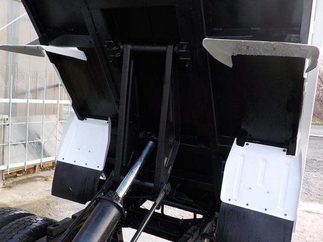 エルフトラック ３ｔダンプ　コボレーン　◆３ｔダンプ◆６ＭＴ◆フル装備◆コボレーン◆エアバッグ◆平成２５年式◆走行１２１０００Ｋｍ◆ディーゼル◆排気量２９９０ｃｃ◆積載３０００ｋｇ◆３人乗り◆（28枚目）