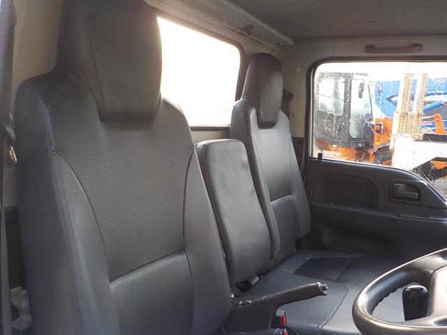 エルフトラック ３ｔダンプ　コボレーン　◆３ｔダンプ◆６ＭＴ◆フル装備◆コボレーン◆エアバッグ◆平成２５年式◆走行１２１０００Ｋｍ◆ディーゼル◆排気量２９９０ｃｃ◆積載３０００ｋｇ◆３人乗り◆（32枚目）