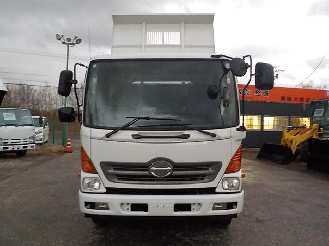 ヒノレンジャー 4tダンプ Lゲート 電動コボレーン ◆4tダンプ◆6MT◆フル装備◆Lゲート◆電動コボレーン◆エアバッグ◆平成25年式◆走行106000Km◆ディーゼル◆排気量5120cc◆積載3650kg◆3人乗り◆(2枚目)